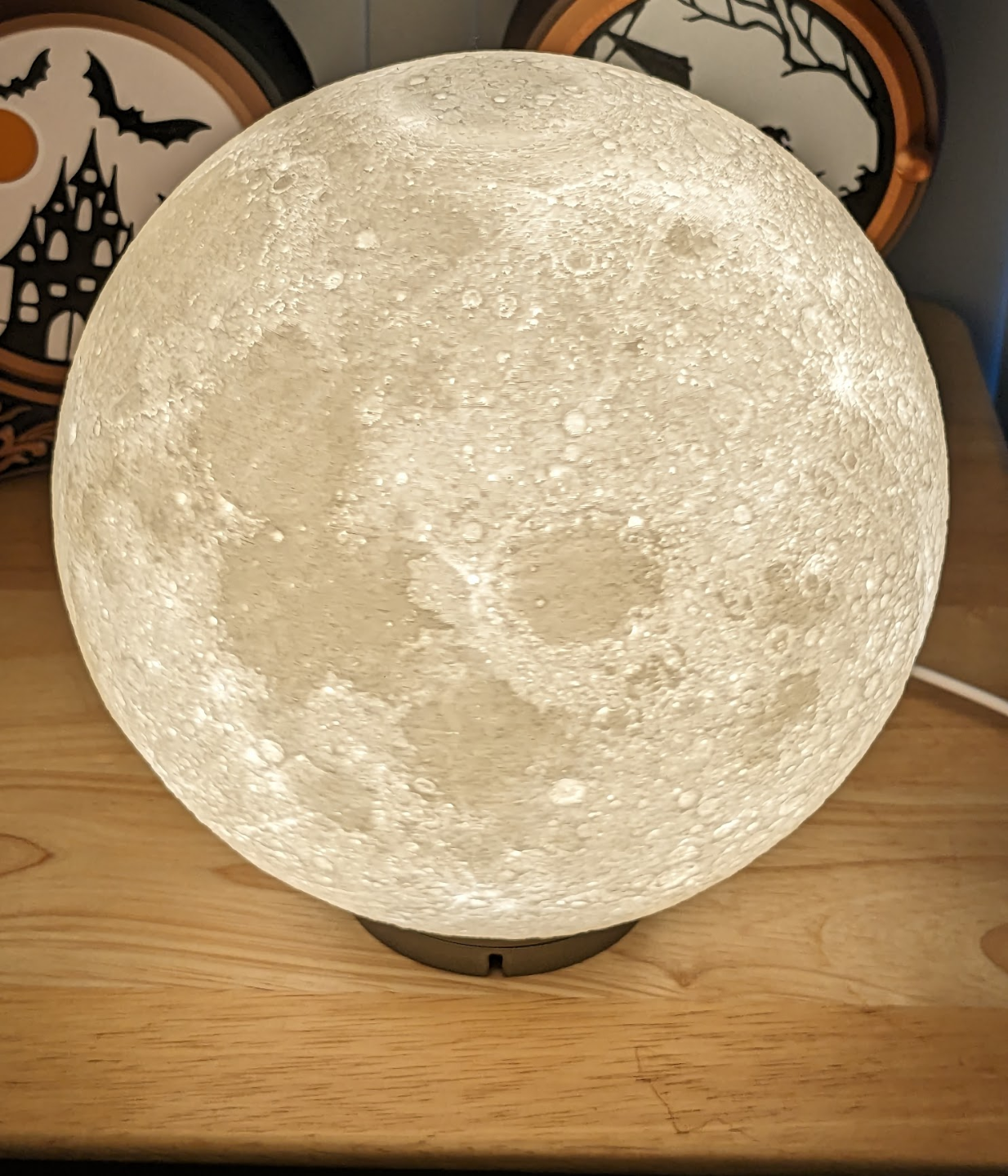 Moon Lamp – 3D Printed Realistic Lunar Night Light