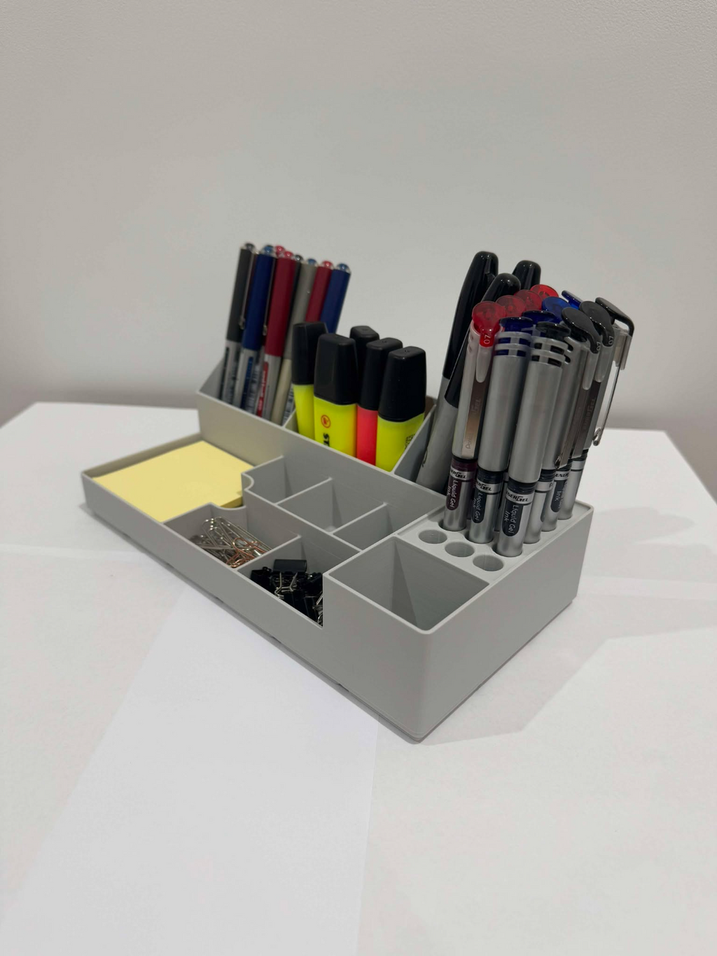 3D printed Pen holder by FOFUS