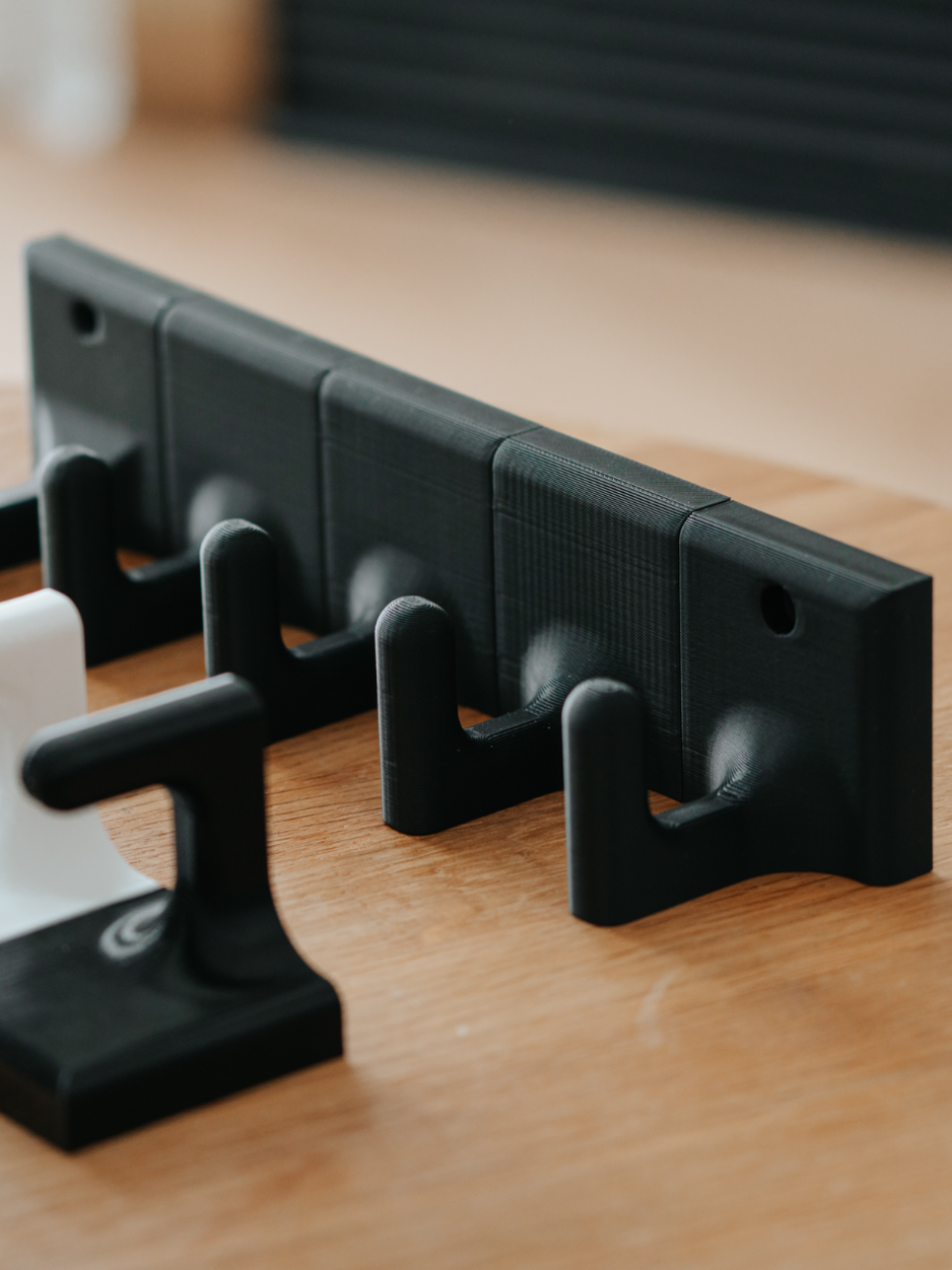 Wall mountable hooks