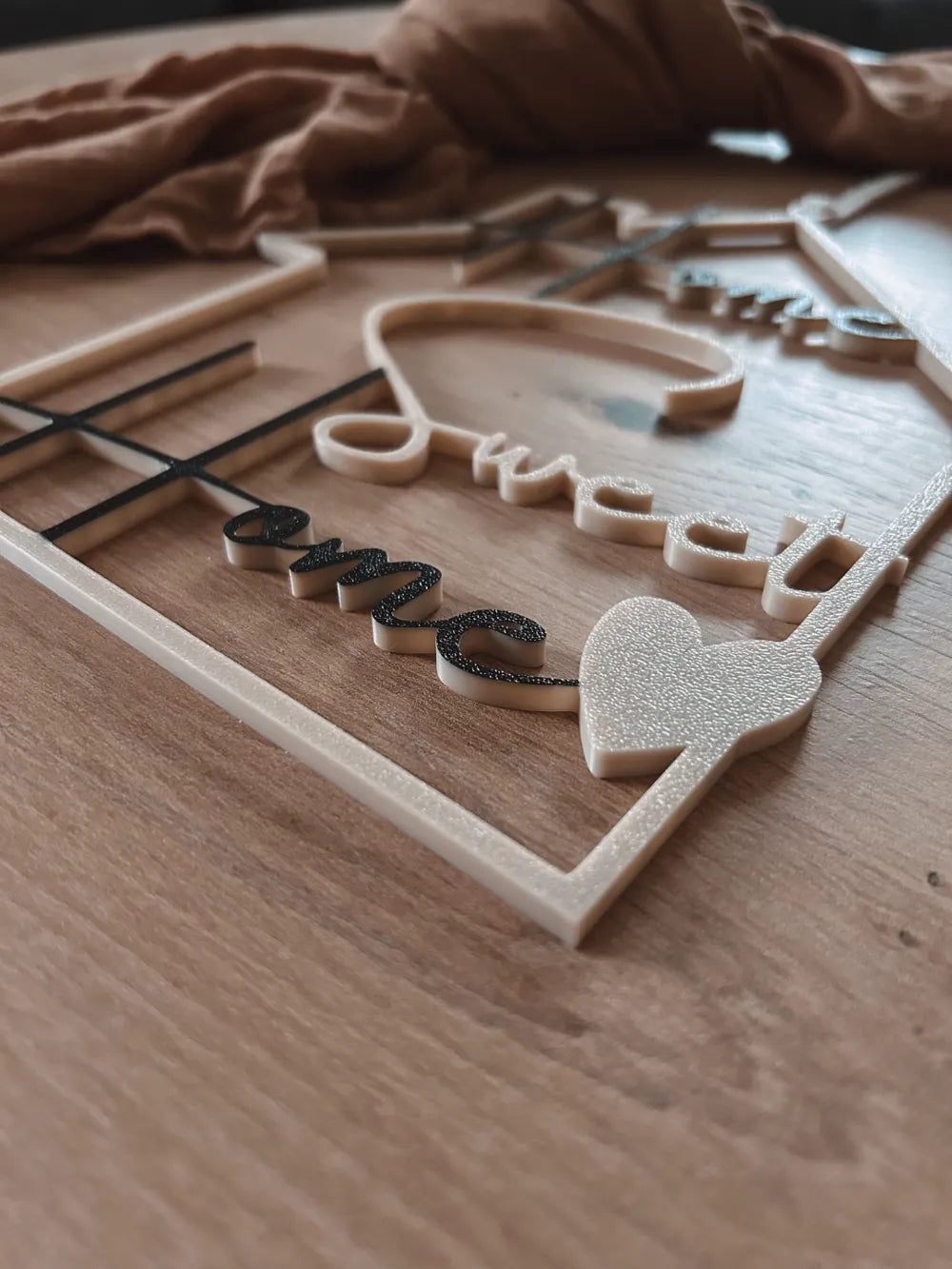 Home Sweet Home Decor Sign – 3D Printed Warm Housewarming Gift