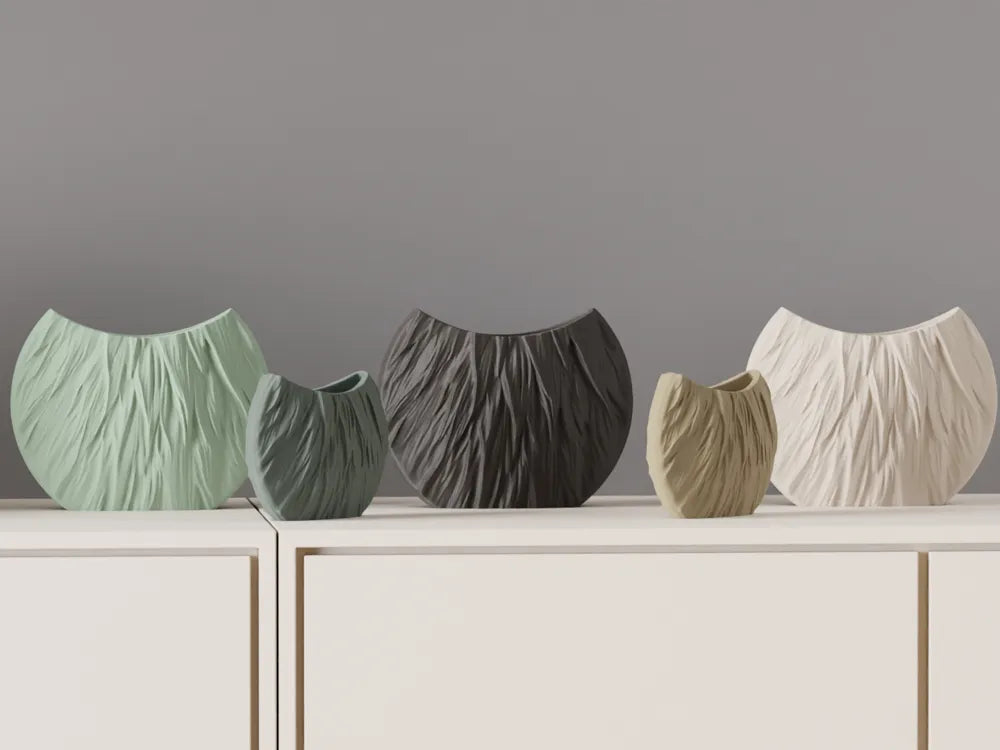 Modern Circular Vase – Fur Style Texture