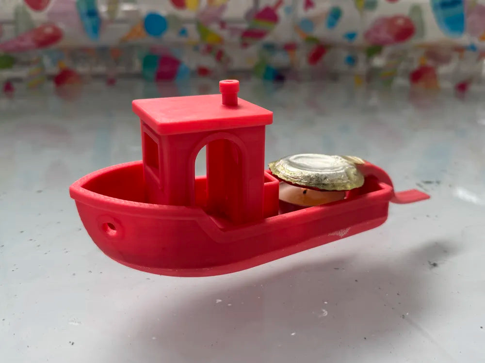 Putt Putt Benchy 3D Printed Toy Boat – Iconic Maker Bath Toy