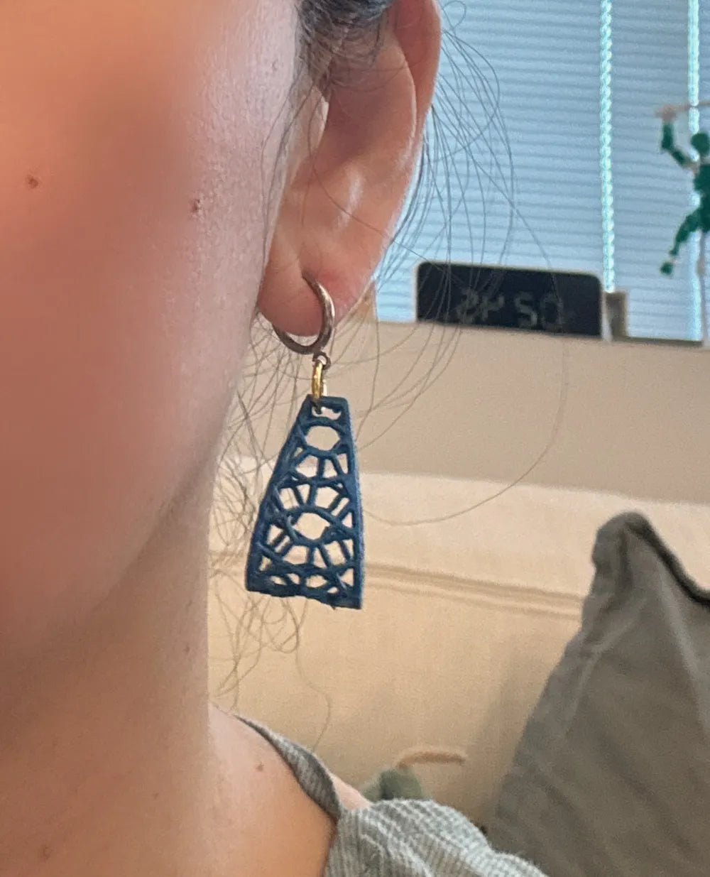 Geometric Waterdrop Earrings – 3D Printed Angular Teardrop Jewellery