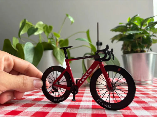 Aero Road Bike Snap-Fit Model