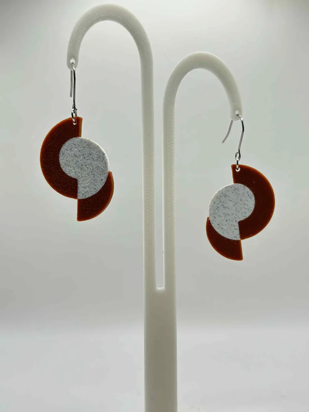 Luna Crescent Moon Earrings – 3D Printed Minimalist Moon Jewellery