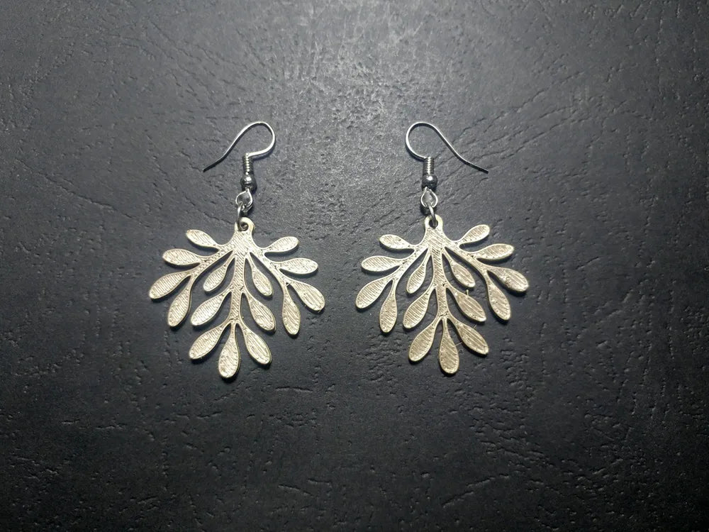 Willow Bloom Earrings – 3D Printed Graceful Floral Spring Jewellery