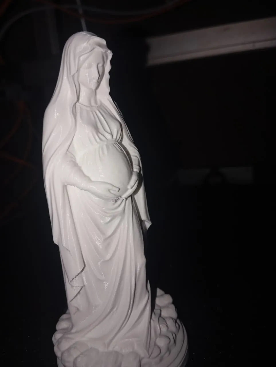 Pregnant Virgin Mary – Sacred Sculpture