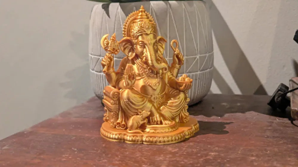 Golden Blessing Ganesha Statue – 3D Printed Radiant Gold Ganpati Idol