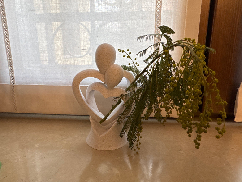 3D printed Lovers Sculpture - Valentine's Day Romantic Gift and Home Decor by FOFUS
