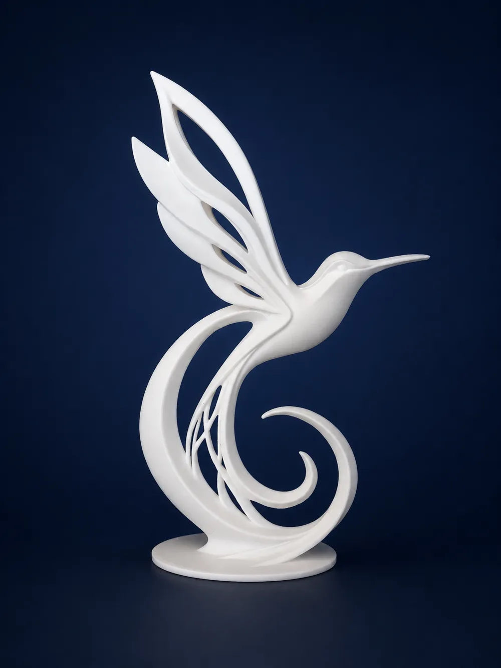 Modern Hummingbird Art Sculpture – 3D Printed Contemporary Bird Decor