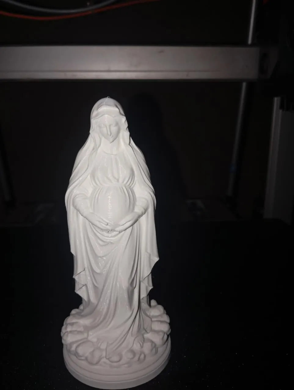 Pregnant Virgin Mary – Sacred Sculpture