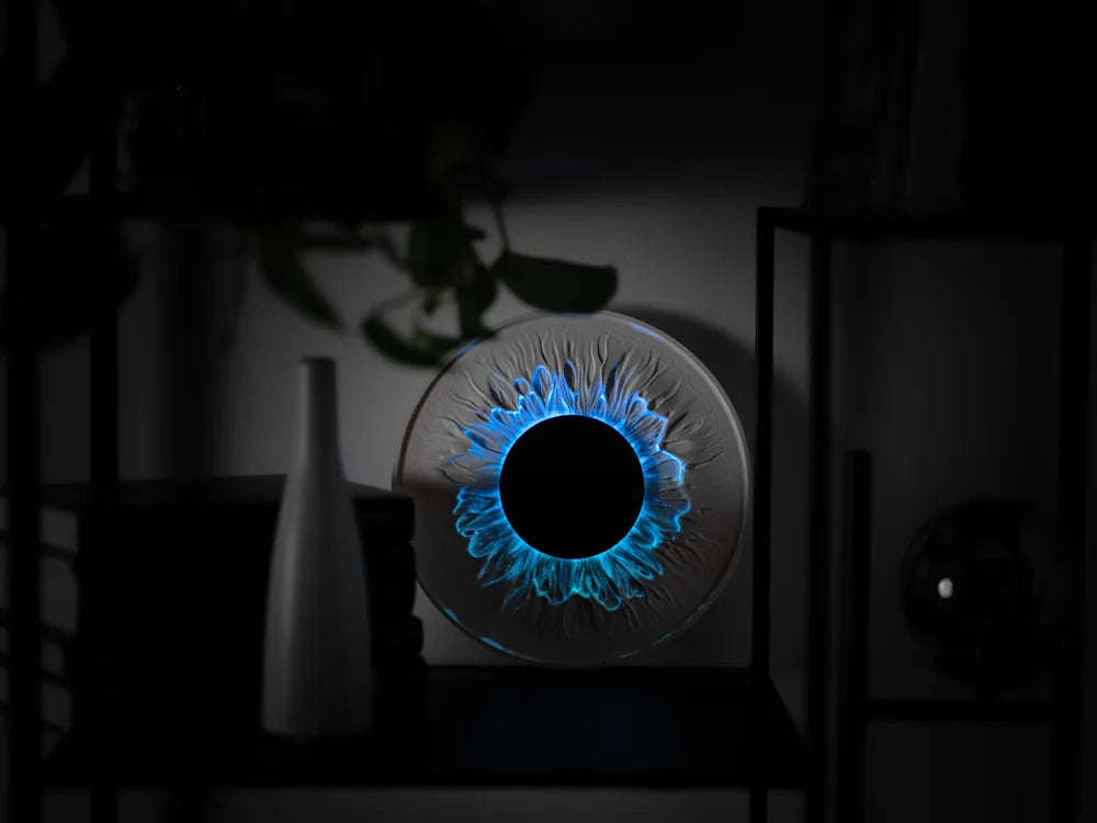Iris Lamp