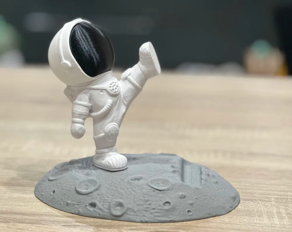 Astronaut Phone Holder