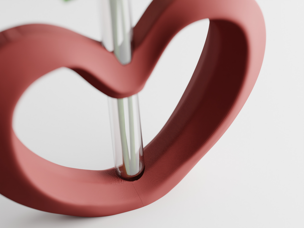 Valentine’s Heart Vase – Romantic Floral Decor & Gift