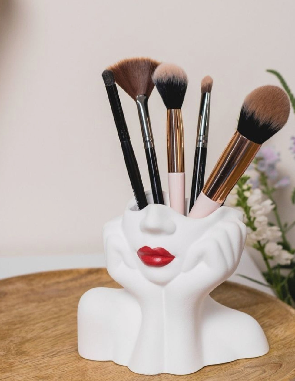 Makeup brush holder