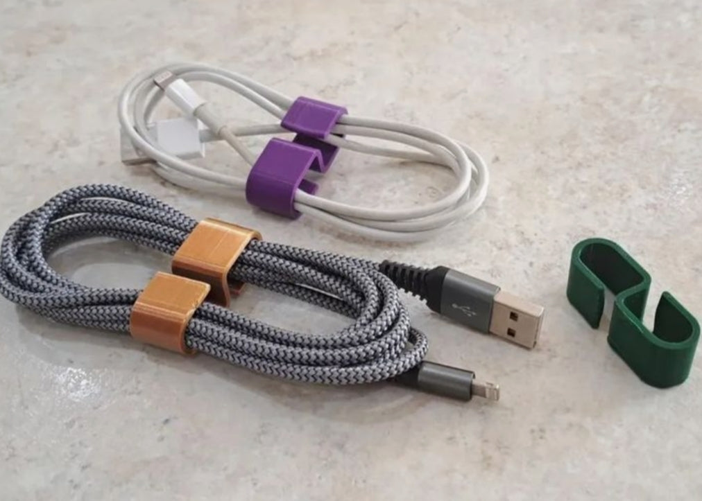 Cable Organisers Set – 3D Printed Smart Wire Management
