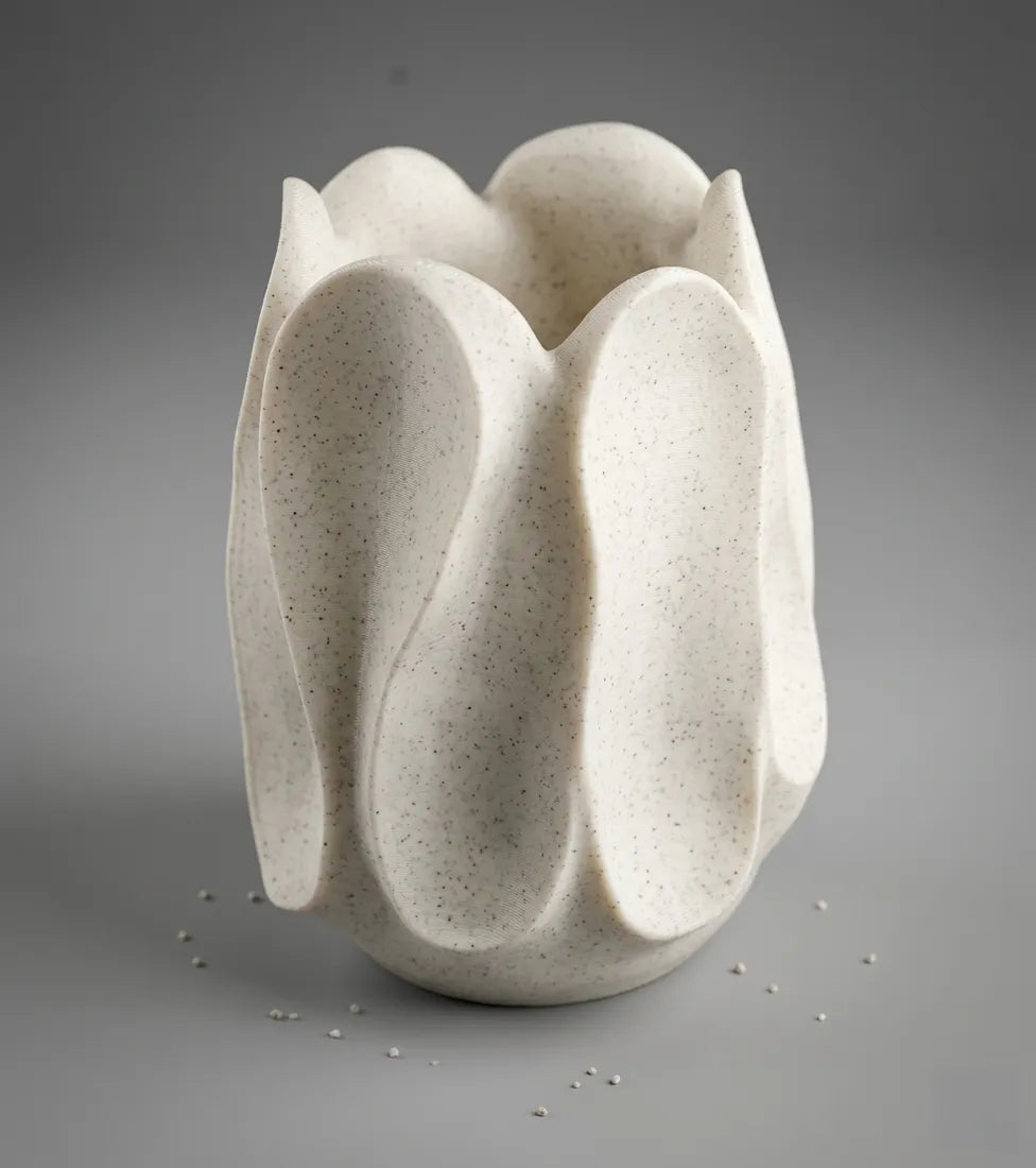 PebbleLoop Vase Organic Flower Vase – 3D Printed Sculptural Pebble-Form Vase