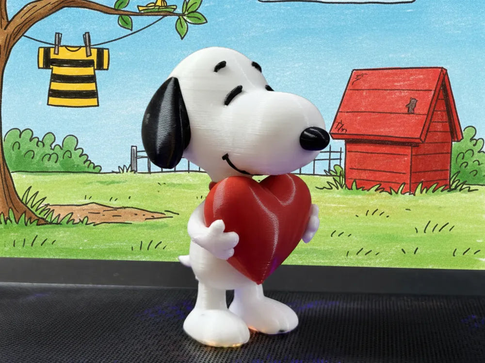Sweet Heart Snoopy Figurine – 3D Printed Peanuts Cartoon Collectible